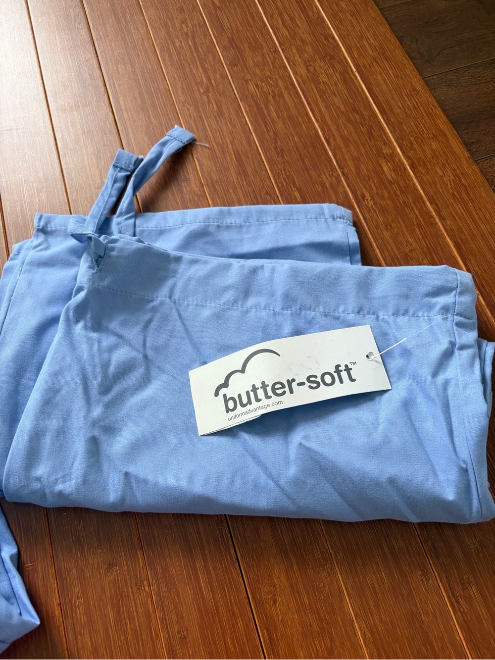 Butter Soft Scrubs by Uniform Advantage - Ceil Blue Scrubs Lot - Picture 7 of 10